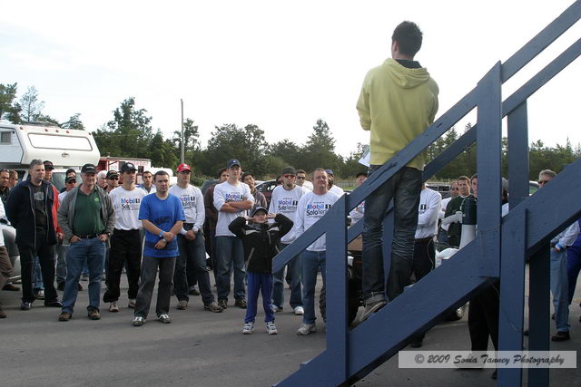 DriversMeeting_2009_09_12-SoloSprintEvent7_2558a.JPG