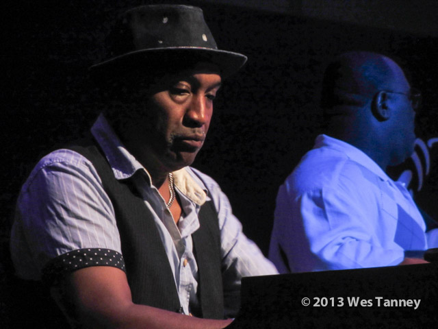 2013 06 22-DrJohn 1871-web