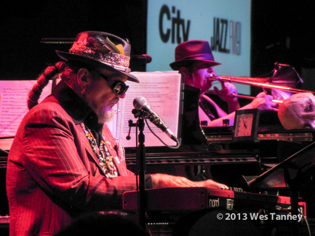 2013 06 22-DrJohn 1913-web