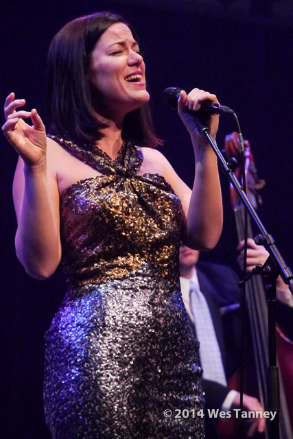 2014 11 13-EmilieClairBarlow 1070838-web