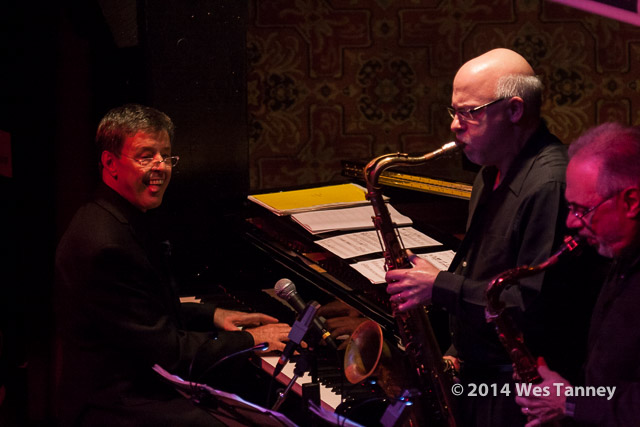 2014 11 03-GapMangione 4438-web