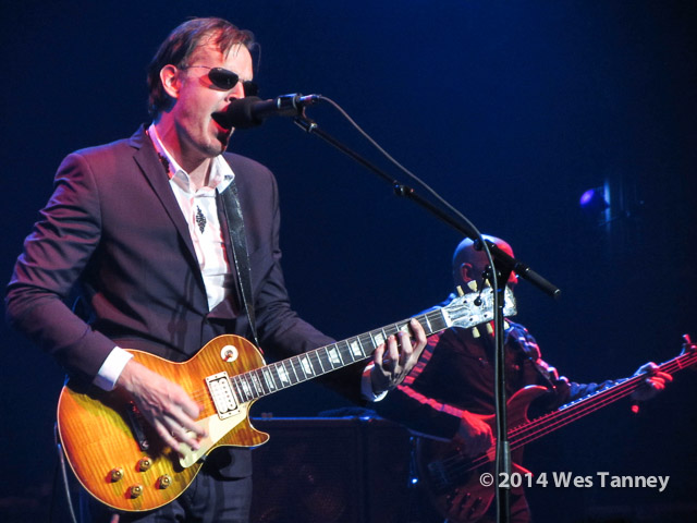 2014 05 24-JoeBonamassa 6272-web