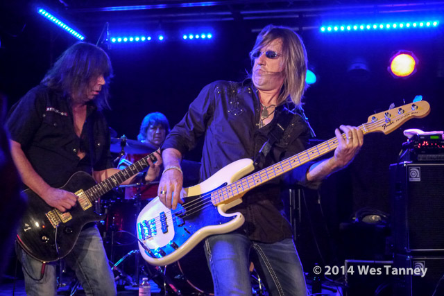 2014 08 15-PatTravers 1060078-web