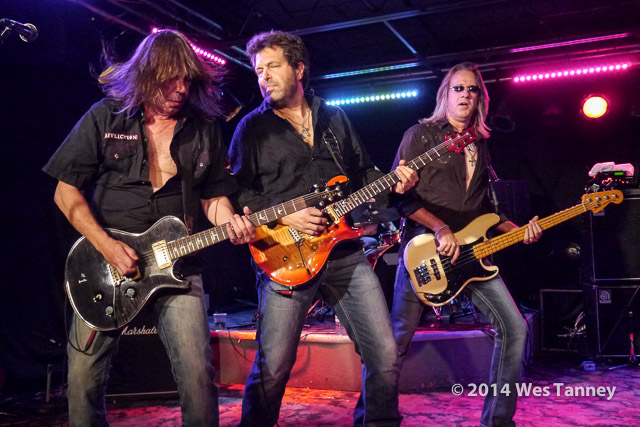 2014 08 15-PatTravers 1060204-web