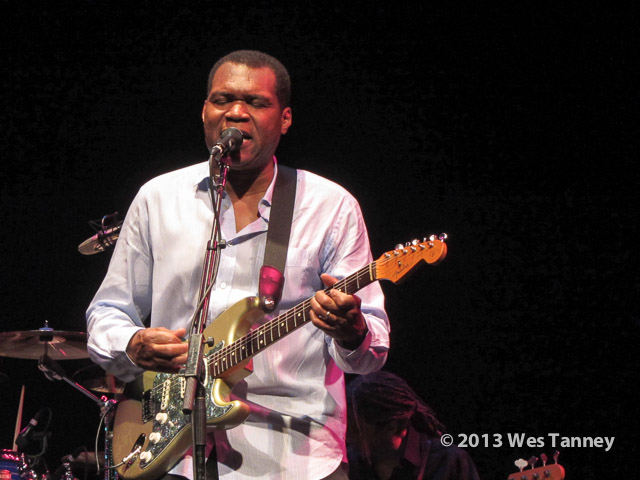 2013 10 22-RobertCray 4172-web