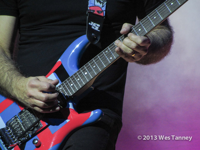 2013 10 11-JoeSatriani 3578-web