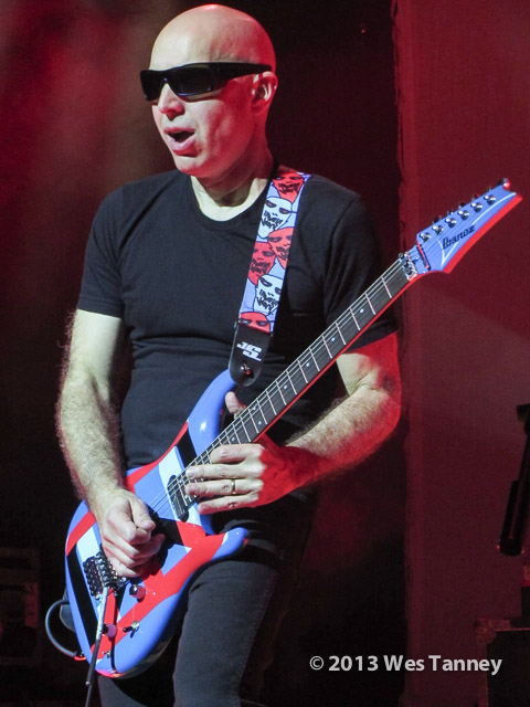 2013 10 11-JoeSatriani 3917-web
