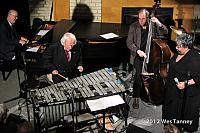 2012 12 17-PeterAppleyard 0191-web