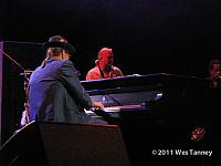 2011 08 12-DrJohn-3329-web