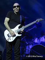 2013 10 11-JoeSatriani 3546-web