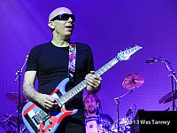 2013 10 11-JoeSatriani 3609-web