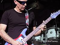 2013 10 11-JoeSatriani 3616-web