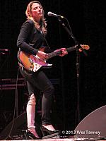 2013 11 17-TedeschiTrucks 4619-web