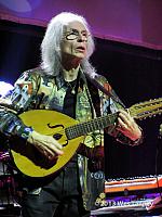 2013 04 11-Yes 1037-web